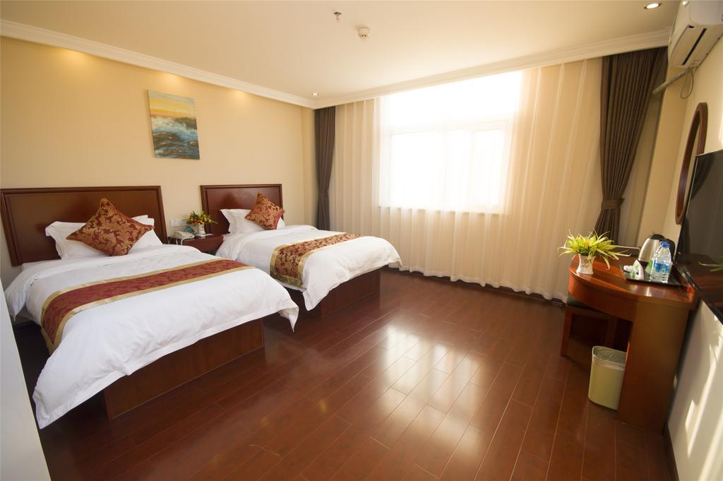 Greentree Inn Zhejiang Jiaxing West Zhongshan Road Vintage Car Building Express Hotel 외부 사진