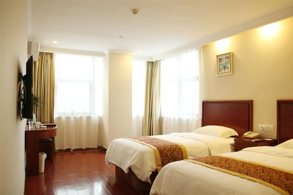 Greentree Inn Zhejiang Jiaxing West Zhongshan Road Vintage Car Building Express Hotel 외부 사진